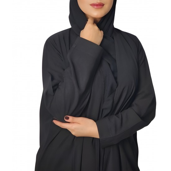 ستائر رشيقة: عباية ناعمة من قماش الكريب الكوري مع نمط ملفوف وحجاب أسود عادي (مقاس 53
