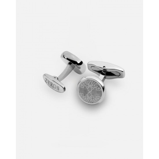 Cufflinks for men with a luxurious design in silver color