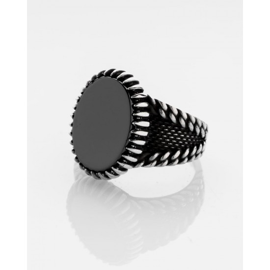 Classic men's silver ring with black Onx